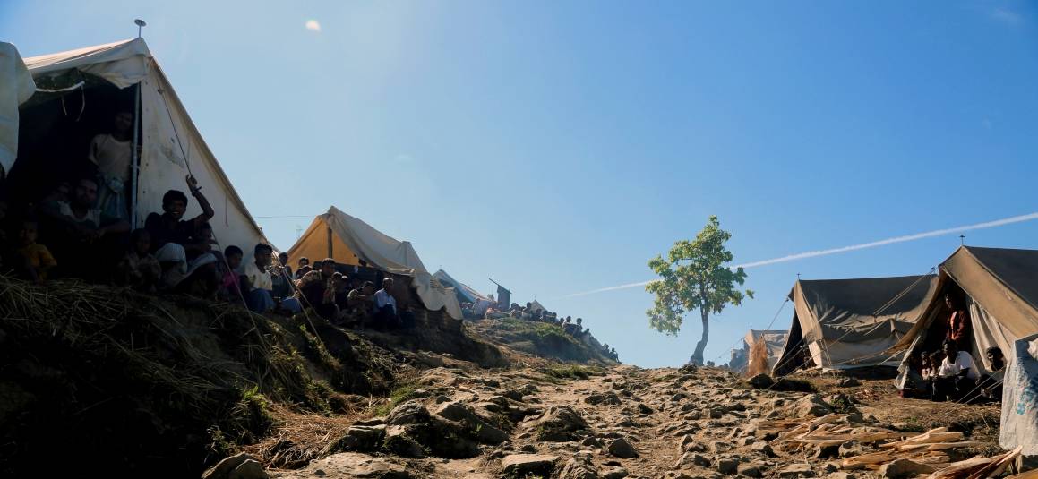 Kuvassa vuoden 2012 Taung Paw -leiri, joka on maan sisäisten pakolaisten leiri Rakhinen osavaltiossa Myanmarissa. Kuva: YK-kuva/David Ohana.